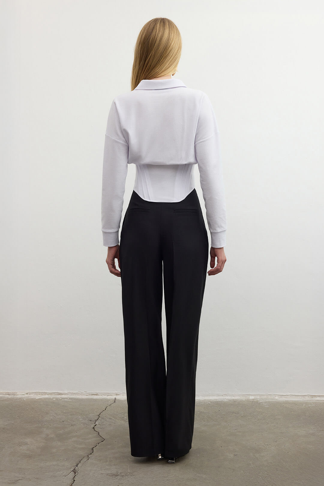 AvinaTshirtWhite1624