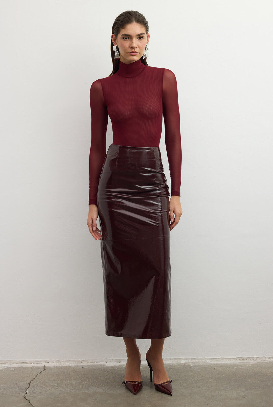 LuxeLeatherSkirtBurgundy0843