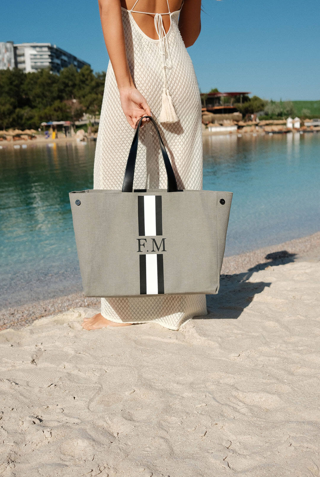 julia bags olive