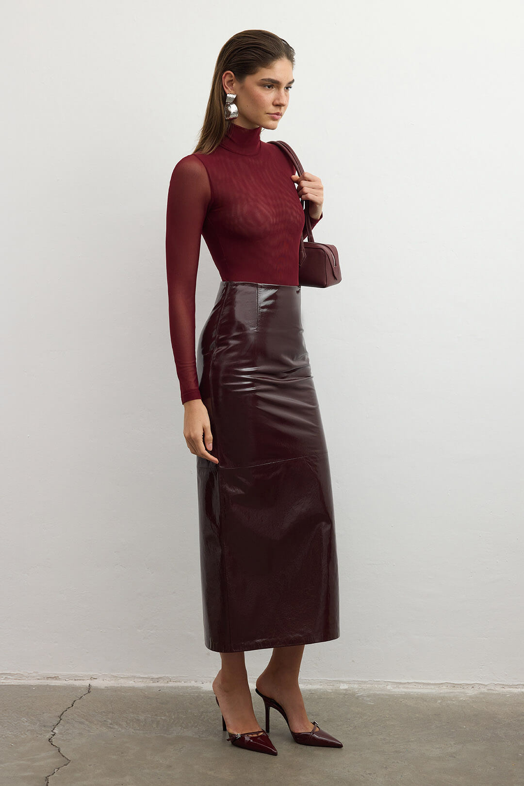 LuxeLeatherSkirtBurgundy0803