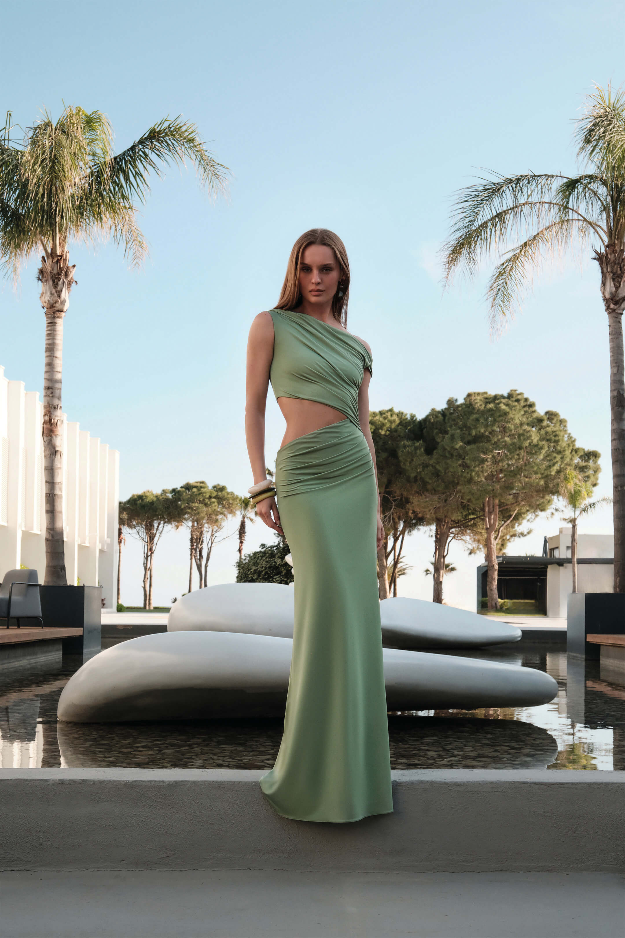 freyamaxidressolive2