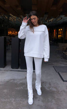     lujojoggeroffwhite3482.jpg